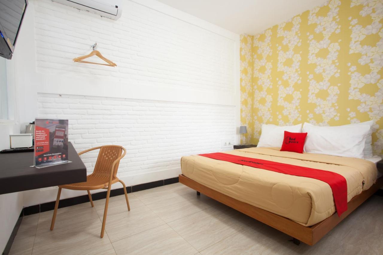 Reddoorz Near Museum Angkut Batu Hotel Batu  Exterior photo