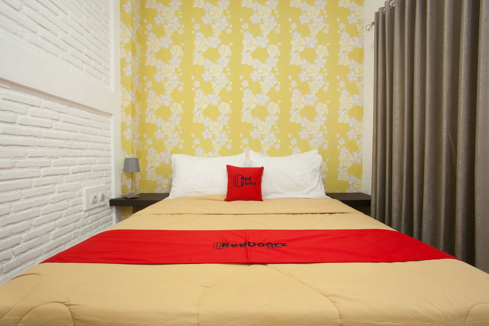 Reddoorz Near Museum Angkut Batu Hotel Batu  Exterior photo
